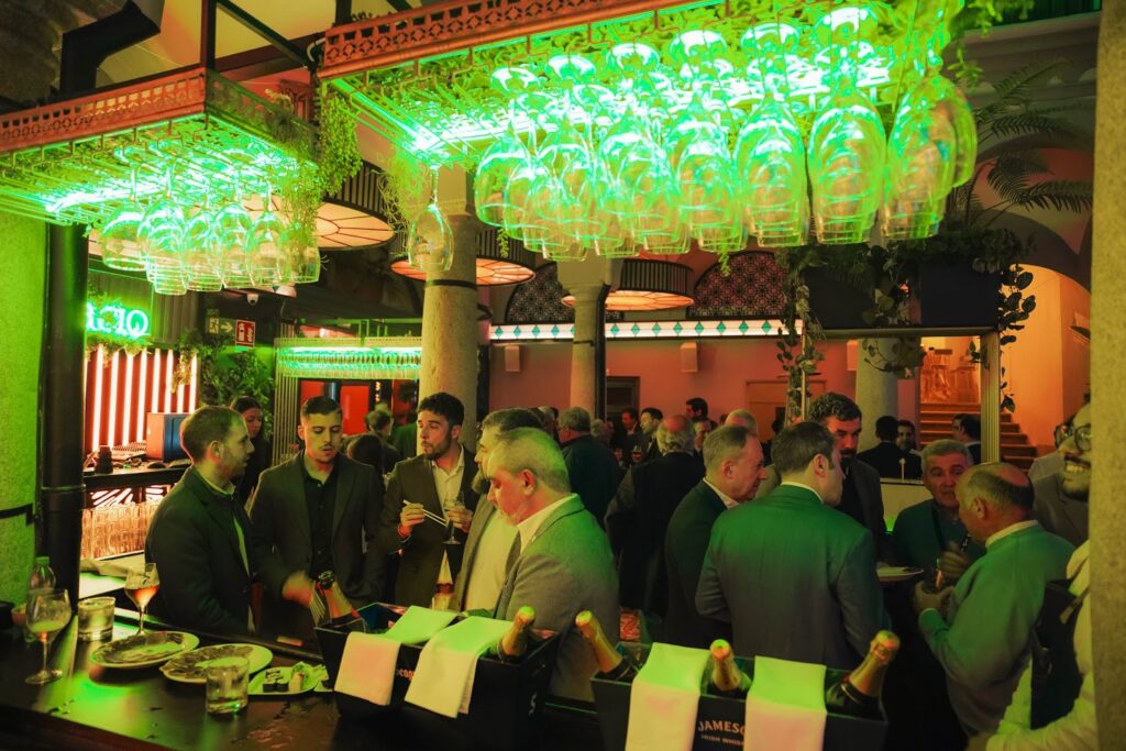 bar de copas en jerez de los caballeros